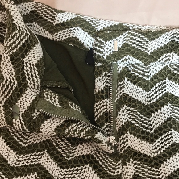 Anna Grace Crochet Chevron Boutique Shorts Pockets - Picture 5 of 8